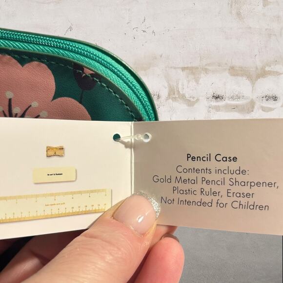 Kate Spade NWT Green Floral Pencil Case & Ink Pen Key Fob - Picture 3 of 3